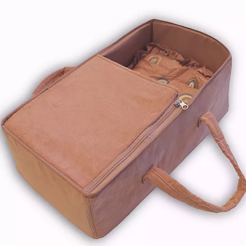 Mamamemo Mama Memo Poppenreiswieg Corduroy Roze - 40 Cm 7 Mamamemo Mama Memo Poppenreiswieg Corduroy Roze - 40 Cm - Afbeelding 5