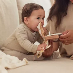 Jollein Stoffen Babyboekje Spring Garden 17 Jollein Stoffen Babyboekje Spring Garden -Kinderspeelgoed jollein stoffen boekje spring garden 2