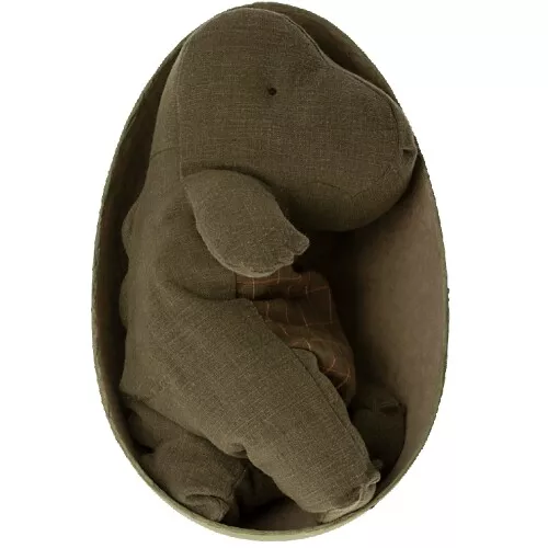 Maileg Knuffeldino In Ei Medium - Forrest Green - 37 Cm 5 Maileg Knuffeldino In Ei Medium - Forrest Green - 37 Cm - Afbeelding 3