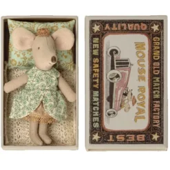 Maileg Knuffelmuis Kleine Zus - Prinses In Luciferdoosje - 10 Cm -Kinderspeelgoed maileg knuffelmuis grote zus prinses2