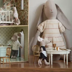 Maileg Poppenhuis Eettafel - 7 Cm 7 Maileg Poppenhuis Eettafel - 7 Cm -Kinderspeelgoed maileg poppenhuis eettafel 7 cm 3