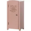 Maileg Poppenhuis Kast Lichtroze - 23 Cm -Kinderspeelgoed maileg poppenhuis kast lichtroze 23 cm 1