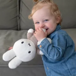 Nijntje Fluffy Knuffelkonijn Taupe - 25 Cm -Kinderspeelgoed nijntje miffy fluffy knuffelkonijn taupe 25 cm1