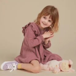 Olli Ella Lappenpop Cozy Dinkum Doll - Piggy Pickle - 31 Cm 11 Olli Ella Lappenpop Cozy Dinkum Doll - Piggy Pickle - 31 Cm -Kinderspeelgoed olli ella lappenpop cozy dinkum doll piggy pickle 31 cm 4