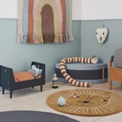 Oyoy Knuffelworm Leo Larva - 140 Cm -Kinderspeelgoed oyoy knuffelworm4