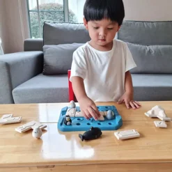 Plan Toys Puzzelspel Zoek De Pinguïn 9 Plan Toys Puzzelspel Zoek De Pinguïn -Kinderspeelgoed plan toys strategiespel zoek de penguin 4