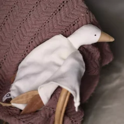 Saga Copenhagen Speendoek Gans - Silver Grey -Kinderspeelgoed saga copenhagen speendoek gans burlwood 2 1